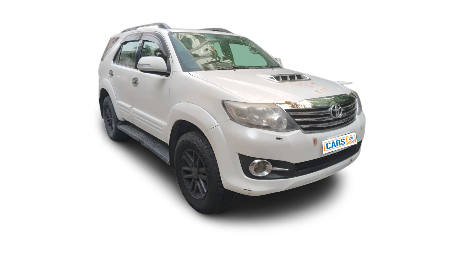 Toyota Fortuner-img